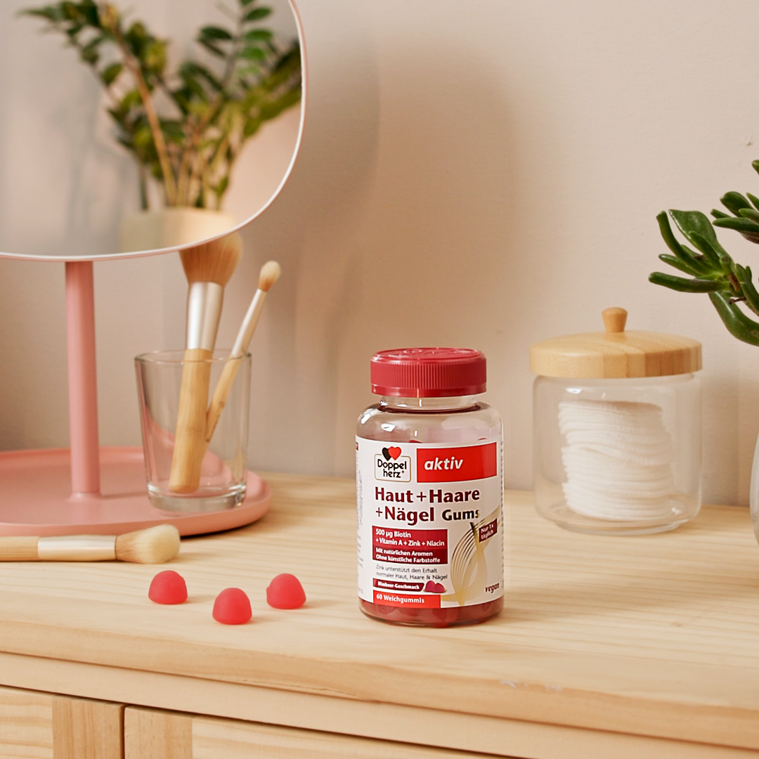 Doppelherz aktiv Haut + Haare + Nägel Gums Himbeergeschmack 60 St Kaudragees